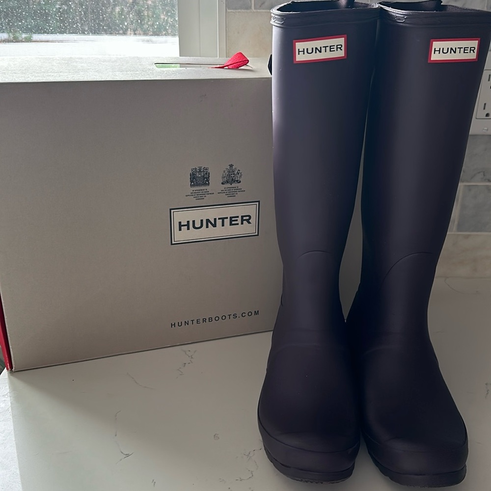 Purple Hunter Adjustable Rain Boots